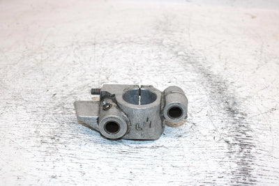 1995 Yamaha Vmax 600 Oem Left Suspension Bracket 84M-2376E-00-00 SY11