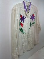 New Women’s Wrangler White Design Long Sleeve Button Up Size XL TT-139