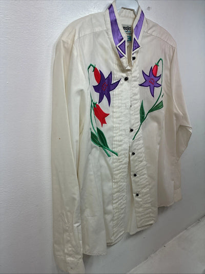 New Women’s Wrangler White Design Long Sleeve Button Up Size XL TT-139