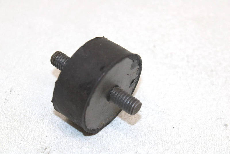 98 Polaris Xc 600 Oem Engine Mount Damper 3110062 Q5074