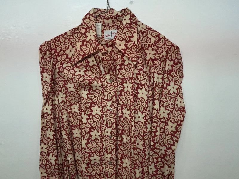 New Women’s Red Floral Tem Tex Long Sleeve Button Up Shirt #7144 3B-95