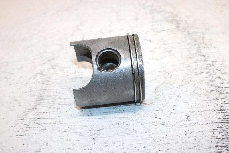 1999 Polaris 500 Xc Oem Piston 2201383 SP28
