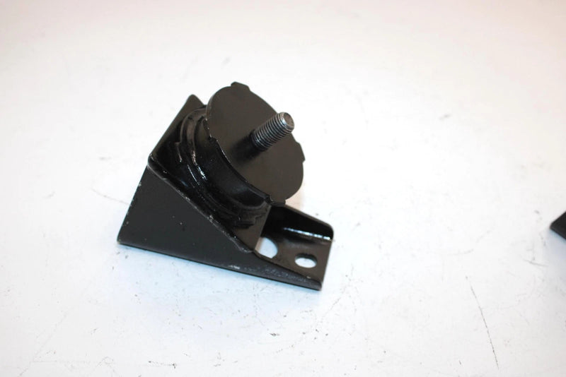 92 Yamaha Vmax 4 750 Vx750 Oem Rear Upper 1, 2 Bracket 89A-21426-00-00 SY22