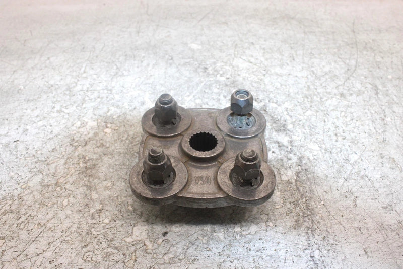 2004 Polaris Trail Boss 330 Oem Rear Wheel Hub W/Nuts 5131777 5144192 AP117