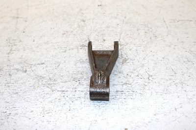 1989 Yamaha Phazer Oem Lower Left Spinle Arm 8V0-2382F-02-00 SY13