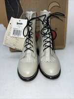 New Women’s Cream Lace Up Laredo Cowboy Boots. 121 6 M. 19-17