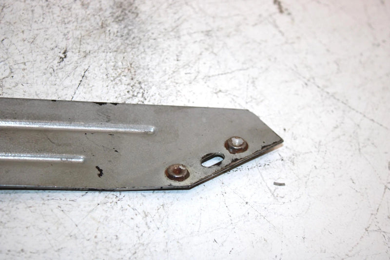 02 Ski-doo Grand Touring 500 Oem Left Belly Pan Brace 518322119 SS24