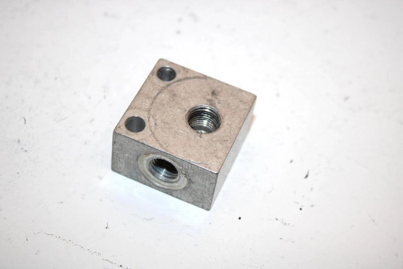 08 Polaris Ranger 700 4x4 Efi Oem Front Brake Cross Fitting 7052316 XP1