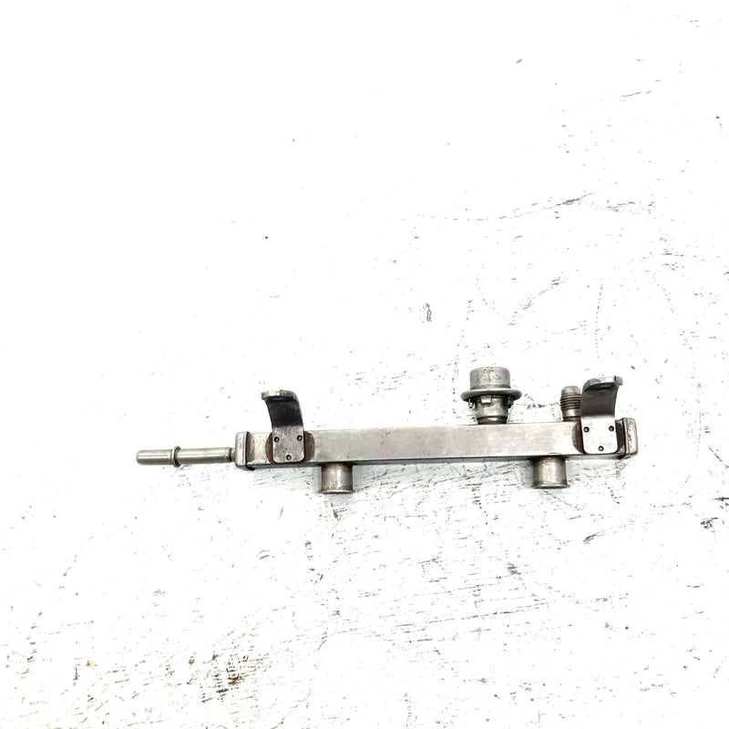 2013 Polaris Ranger XP 900 OEM Fuel Rail 2522177 XP11.1
