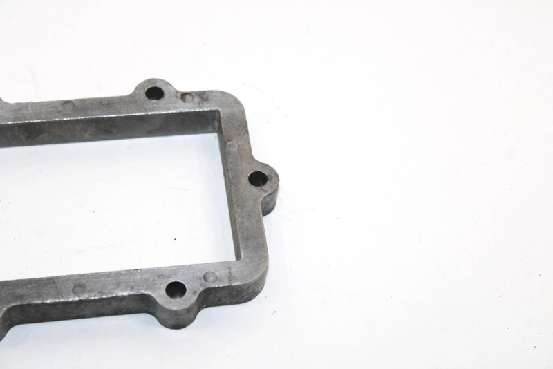 Ski-doo Oem Reed Valve Spacer Distance Flange 420924820 Q4862
