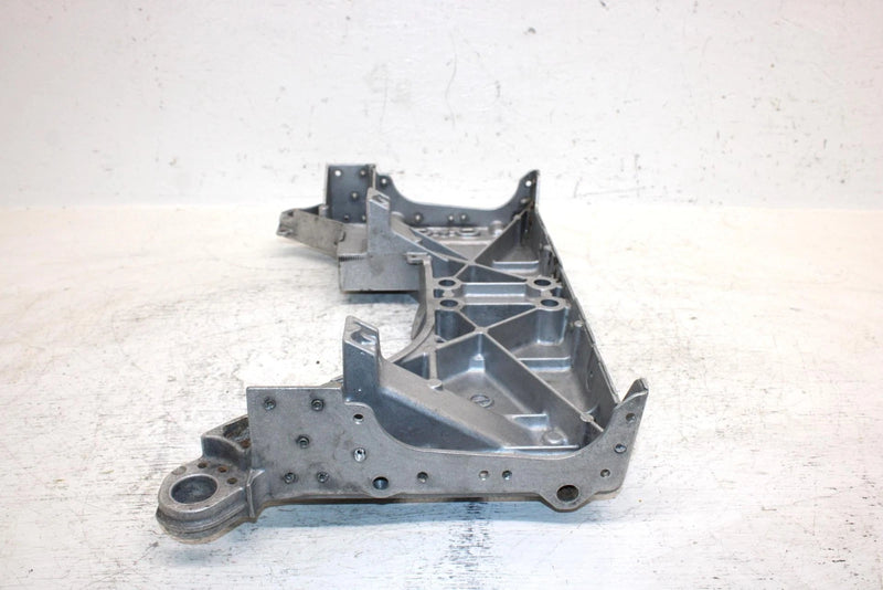 1997 Yamaha Vmax Sx 700 Triple Oem Front Shock Tower 8CR-21940-07-00 SY10
