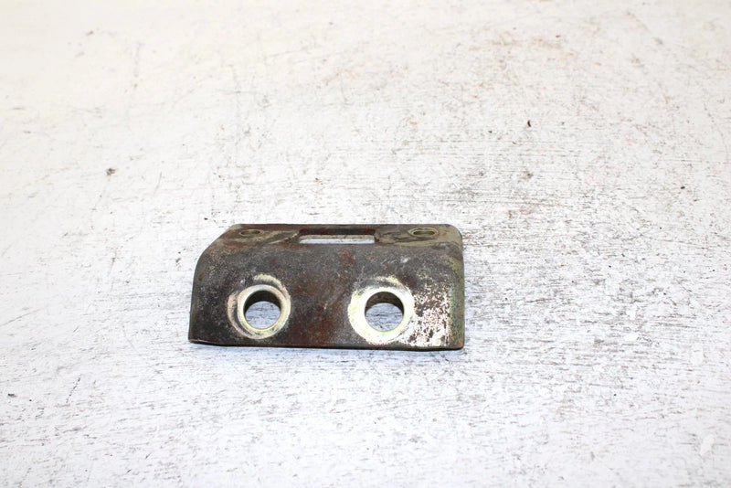 1995 Yamaha Vmax 600 Le Oem Rear Lower Motor Mount 8AB-21427-00-00 SY21