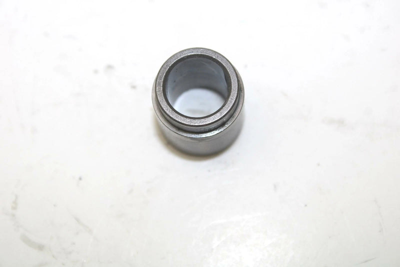 Yamaha OEM Oil Pump Worm Shaft Bushing 821-13176-00-00 Q1585