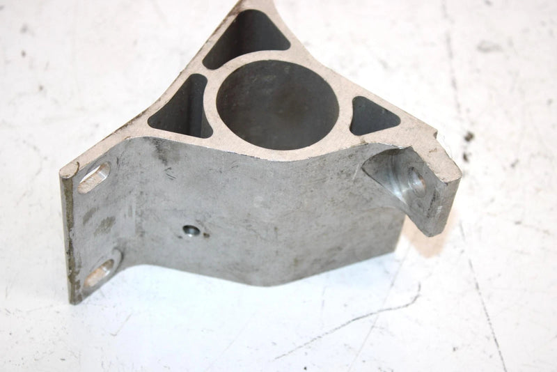 07 Polaris Fst Iq Oem Lower Steering Bracket 5134696 SP4