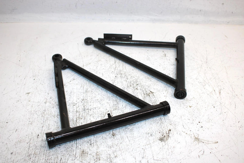 1993 Polaris 350l 4x4 Oem Lower A Arm Set 2200482 1580057-067 AP27