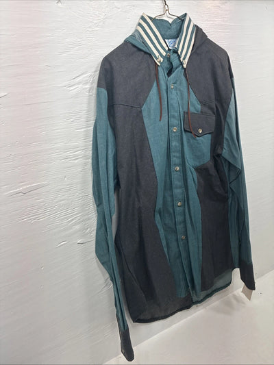 New Men’s Latigo Blue Black Long Sleeve Button Up Hood Large V-84
