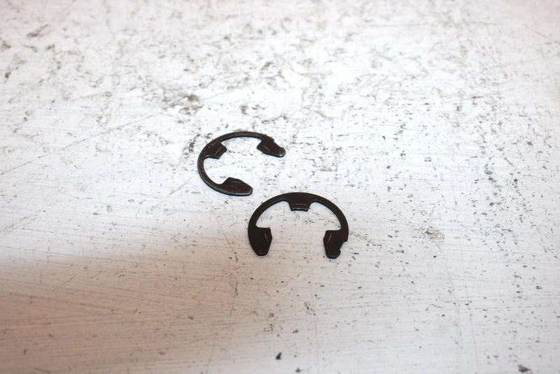 2000 Polaris Xplorer Oem External Retaining Ring Pair 3233720 AP177