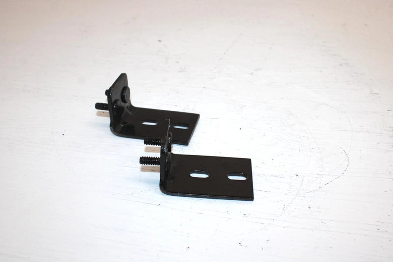 1995 Polaris 440 L/c Oem Lower Hood Hinge Bracket Pair 1011982-067 Q5178