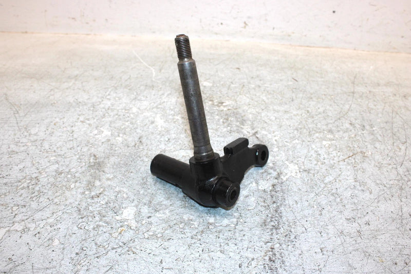 1988 Yamaha  Moto 4 Oem Right Steering Knuckle 59V-23502-01-00 AY23
