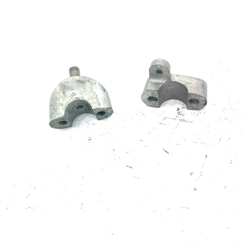 02 Honda Rancher 350 TRX350FM 4x4 S OEM Handlebar Clamp Set 53121-HC3-000 AH84
