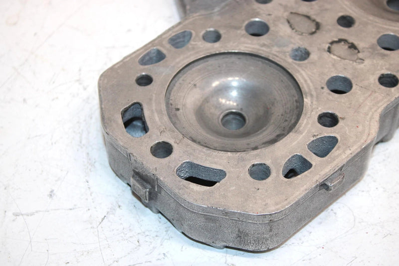 92 Polaris Indy 440 Oem Cylinder Head 3084323 SP48