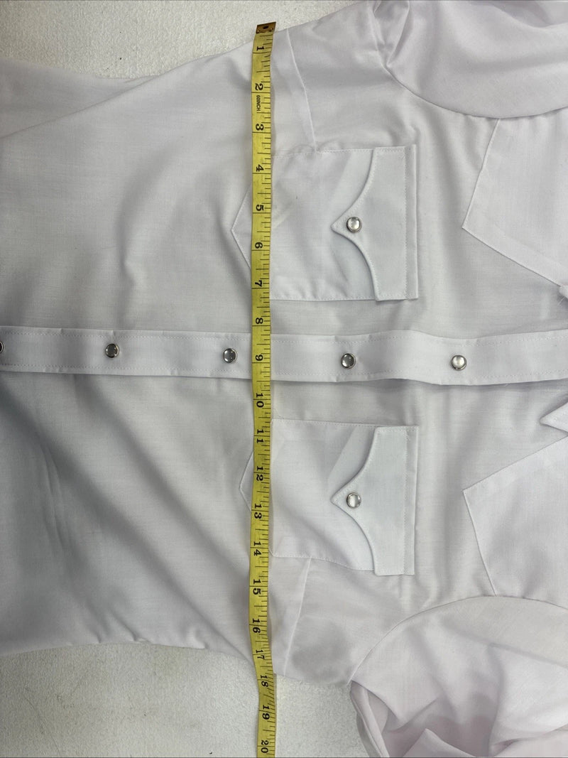 New Women’s Mesquite White Long Sleeve Pearl Snap Size 32 MM-12
