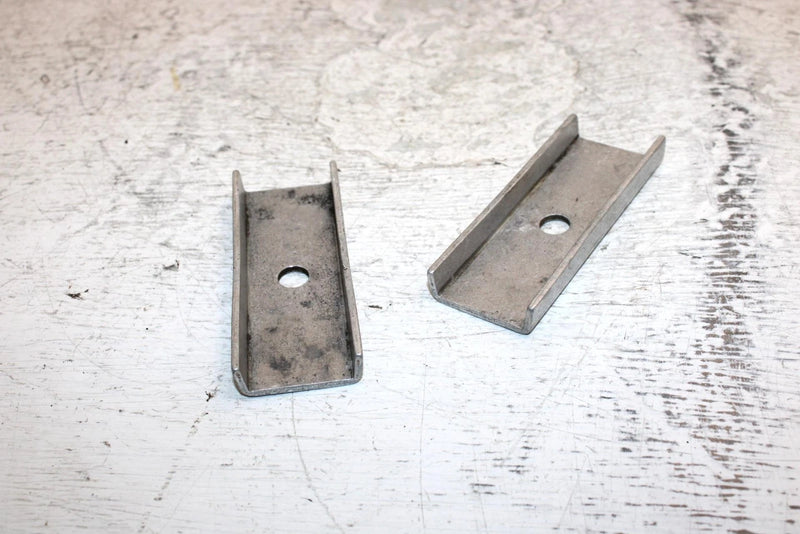 2001 Polaris 500 Classic Oem Retainer Ski Rubber Pair 5243824 SP27