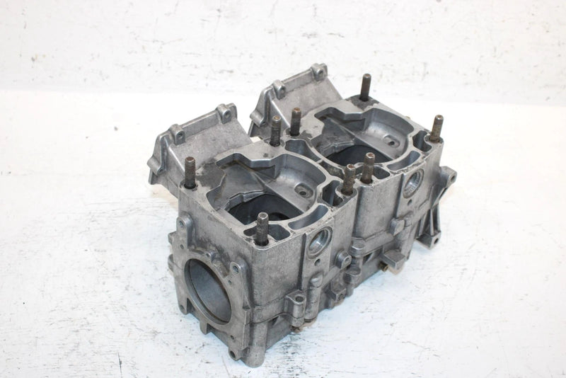 1998 Polaris 600 Xc Oem Engine Crankcase W/Studs 2201135 2202233 SP45