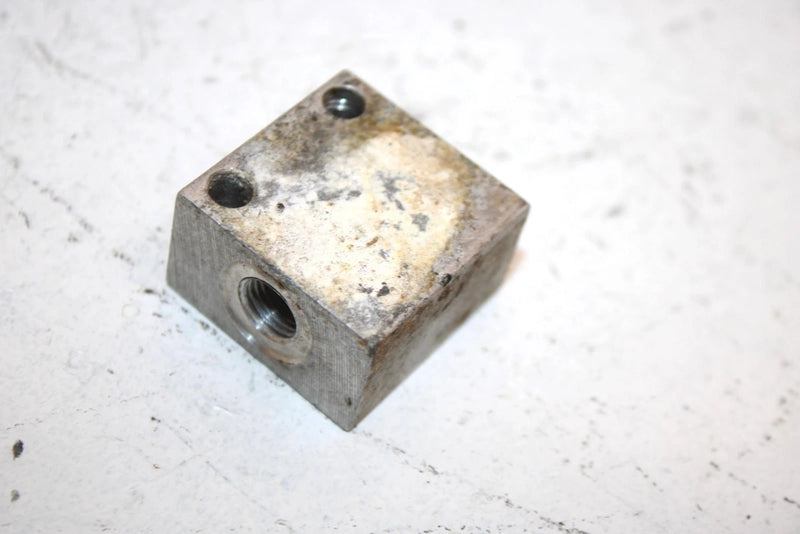 2006 Polaris Ranger Xp 700 Oem Rear Brake Tee Fitting 7052293 XP3