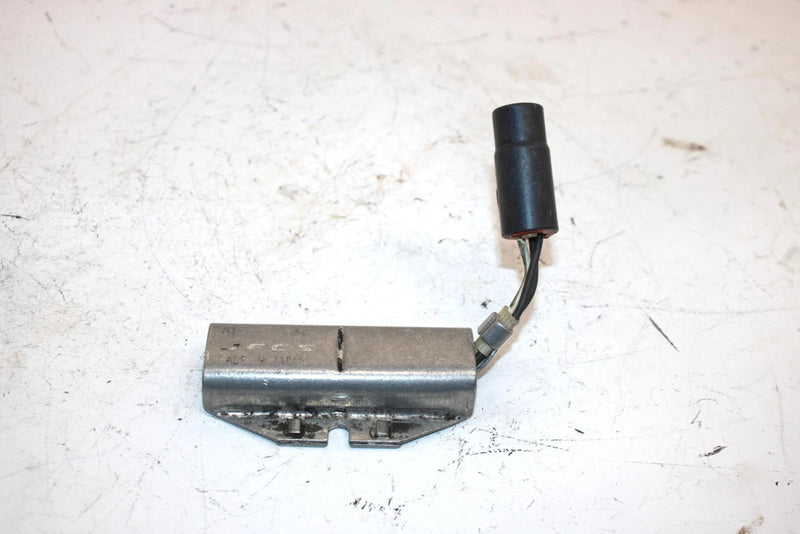 94 Polaris 500 Efi Oem Resonator (Dropping) 3084354 SP152