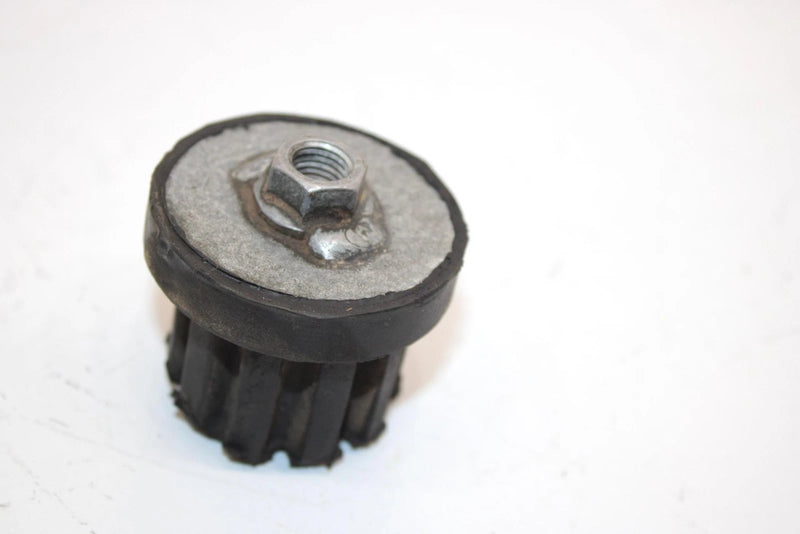 99 Kawasaki Prairie 400 4x4 Oem Right Rear Engine Mount Dampner 92160-1759 AK16