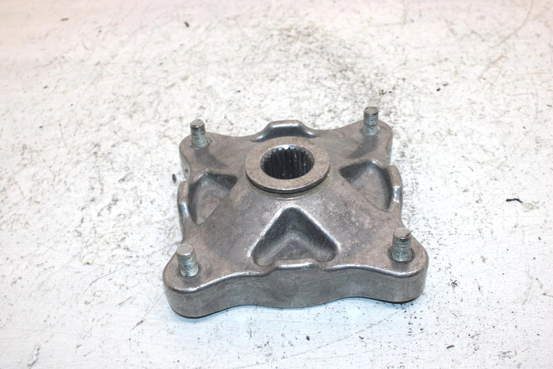 2004 Polaris Magnum 330 Oem Rear Wheel Hub  (No Studs) 5131649 AP159