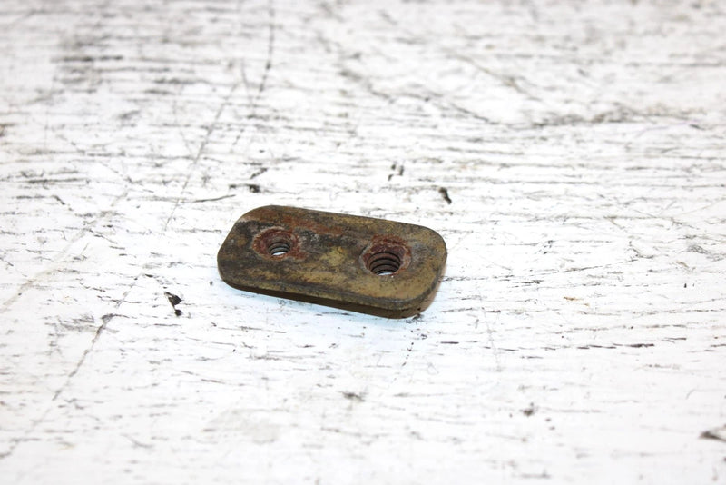 1998 Arctic Cat Zr 600 Oem Hood Hinge Nut Plate 1606-623 SA33