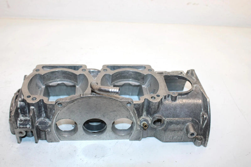 96 Ski-doo Formula Ss 670 Oem Upper Crankcase Half 420887515 SSS