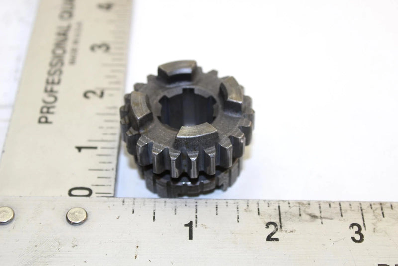 1988 Yamaha  Moto 4 Oem 3rd Pinion 22T Gear 59V-17131-00-00 Q3066