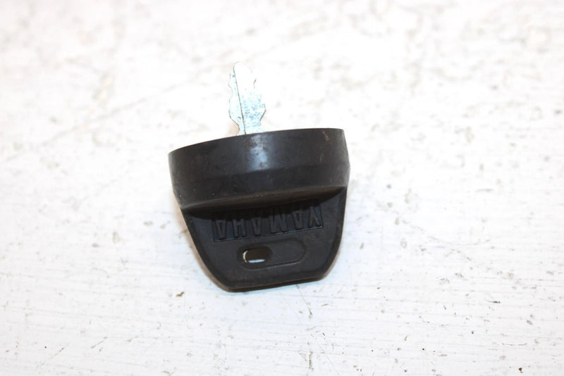 2004 Yamaha  Bruin 350 Oem Main Ignition Key Switch  5LP-82510-01-00 AY24