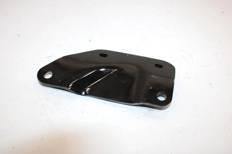 92 Yamaha Ovation Le Oem Engine Bracket 3 85L-21429-00-00 SYS