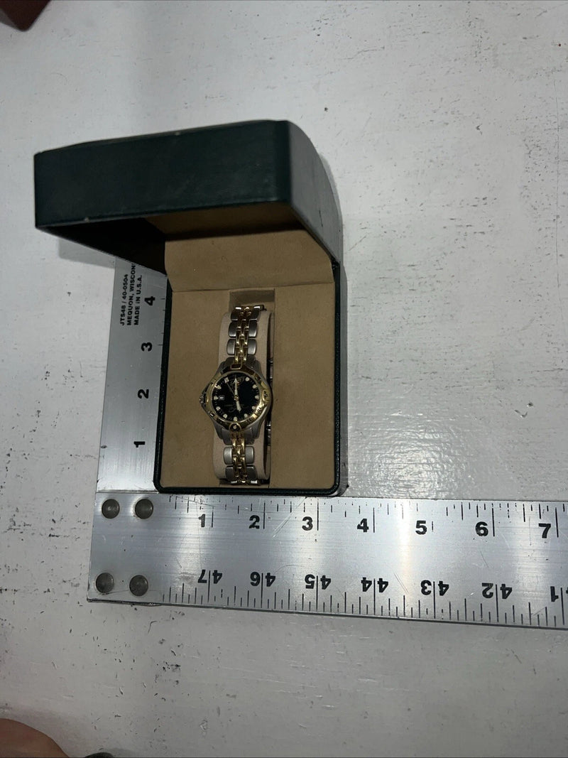 New Women’s Montana Silversmiths Hunter Jumper Gold Silver Watch. WD650 D-22