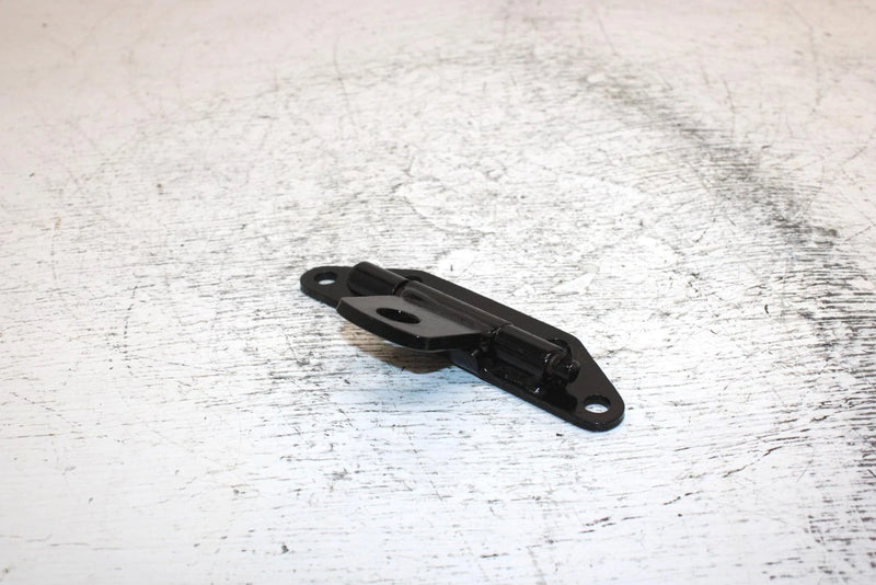 1997 Yamaha Venture Tr Oem Hitch Pin Bracket 84R-77592-00-00 SY15
