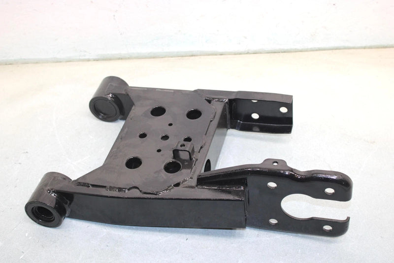 00 Polaris Xpedition 425 Oem Rear Swingarm (Black) 1012839-067 AP19