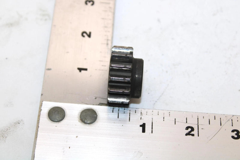 1985 Yamaha  Moto 4 Oem 2nd Pinion Transmission Gear 15T 24W-17121-00-00 AY40