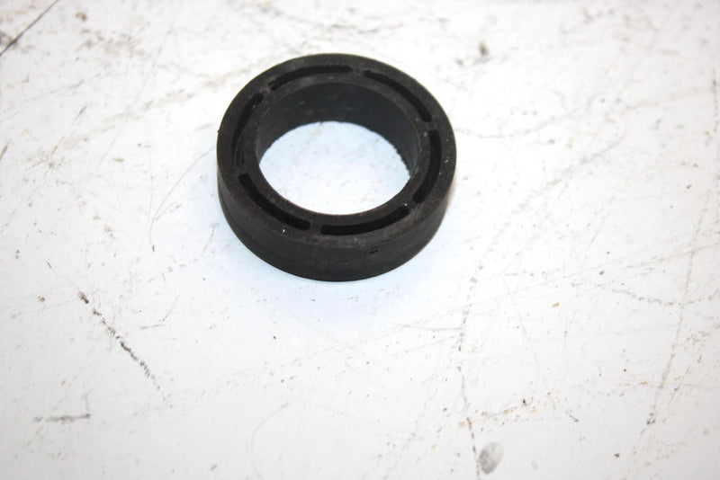 06 Arctic Cat Crossfire 700 Efi Oem Rear Upper Idler Wheel Spacer 2604-980 SAS7