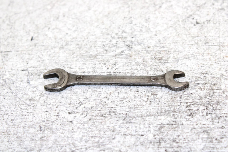1999 Yamaha Vmax 600 Sx Oem Tool Kit 8CR-28100-00-00 SY5
