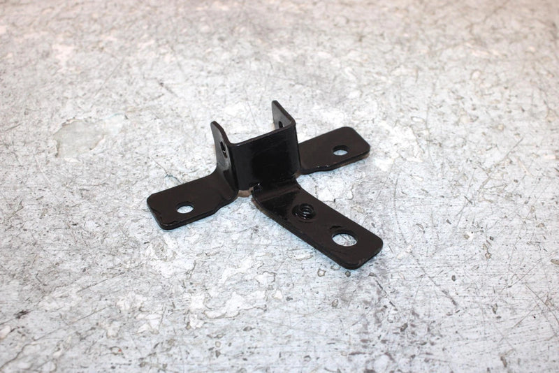 2006 Polaris Sportsman 500 Oem Upper Seat Backrest Bracket Set 5249636-067 AP186