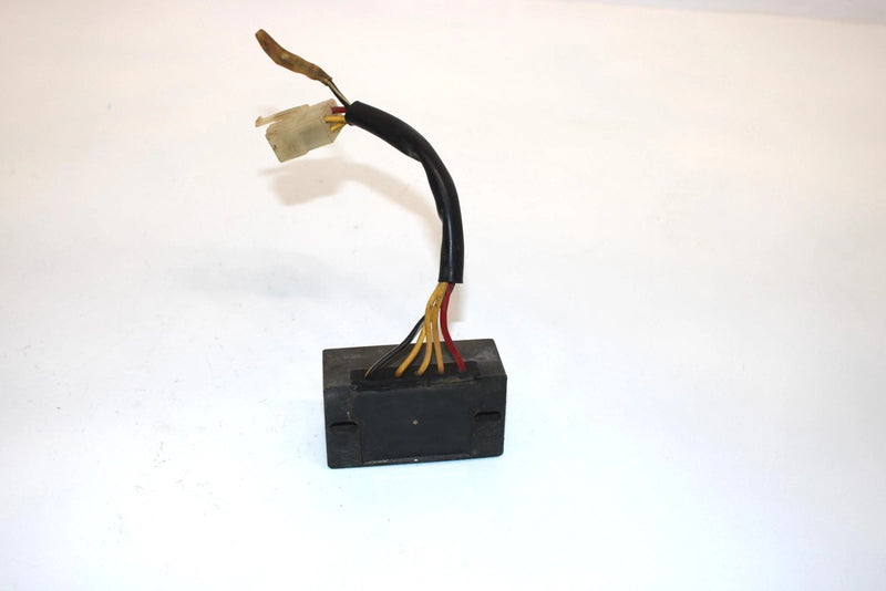 92 Suzuki Quadrunner 230 Lt230e  Oem Voltage Regulator 32800-35B00 AS2