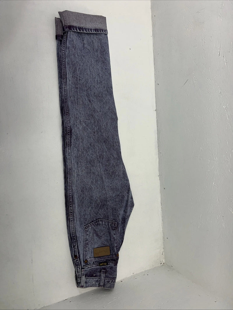 New Women’s Purple Wrangler Regular Fit Denim  Jeans. 11x34 Q-2
