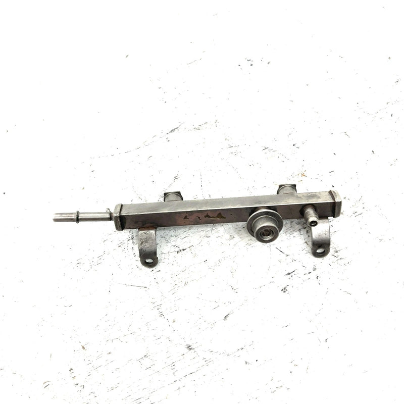 2013 Polaris Ranger XP 900 OEM Fuel Rail 2522177 XP11.1