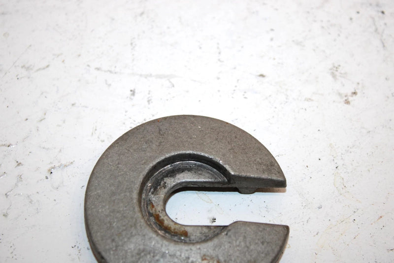 04 Arctic Cat Z 440  Oem Upper Shock Spring Retainer 1603-889 Q2735