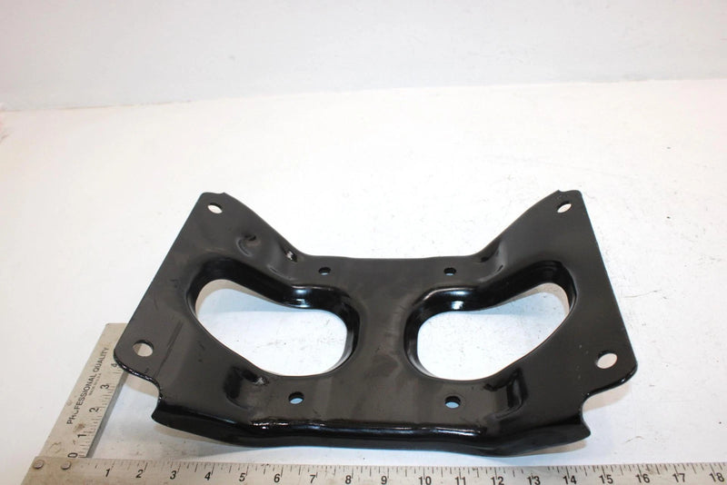 1990 Kawasaki 650 Ts Oem Engine Mount Plate 39082-3705 JK10