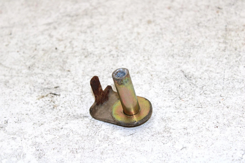 2000 Honda Trx 250 Recon Oem Exhaust Mount Nut 50607-HN1-A70 AH52